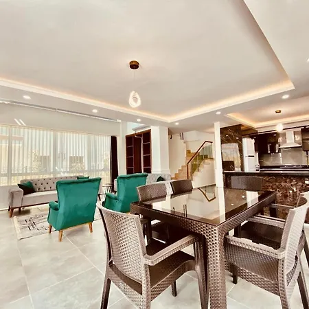 Villa Alzuharia 2 *